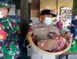 Satu Tampah Daging Sate di angkut Petugas, Oprasi PPKM Darurat di Kudus