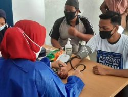 Pemain Persiku dan Tim Official di Vaksin
