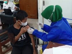 Vaksinasi Pemain Asti Kudus Persiapan Piala Soeratin di Bali