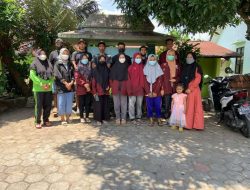 Peduli Lingkungan Bersih, Mahasiswa KKN-IK IAIN Kudus bersama KKN UMK gandeng Karang Taruna Desa Kuwukan