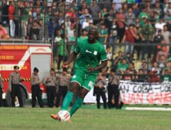 Mantan Striker PSM Mamadou Diallo Merapat ke Persiku