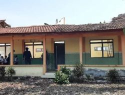 Memprihatinkan, Ada Lagi SD di Kudus Atapnya Roboh