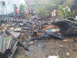 Rumah di Kudus, Ludes Terbakar
