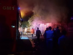 Magic Com Konslet, Warung di Kudus Ludes Terbakar