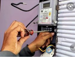 Keberatan Penyesuaian Daya Otomatis 450VA ke 1300VA, Warga Kudus Gruduk PLN