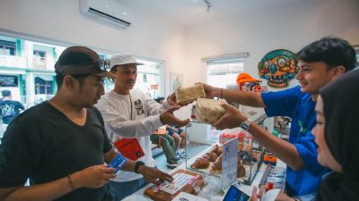 Static HUB #PuntungBeruntung Hadir di Kudus, Ruang Kreatif untuk Belajar Pasca Konsumsi