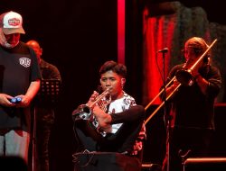 Muhammad Salwa Aristotel: Dari Kudus, Menembus Istana hingga Panggung Musik Bersama Addie MS
