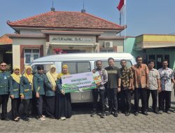 RSU Kumala Siwi Serahkan Ambulans Gratis untuk Desa Banget Kudus