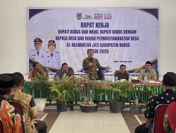 Hadapi Transisi Pemerintahan Desa hingga Mitigasi Bencana, Bupati Kudus Gelar Rapat Kerja Bersama Kades dan BPD se-Kecamatan Jati